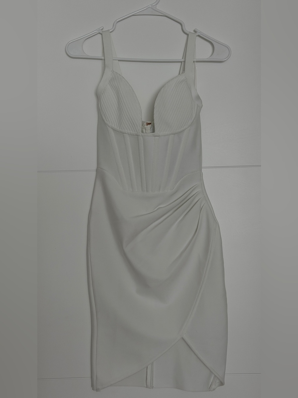 Elegant Strapless White Draped Midi Dress